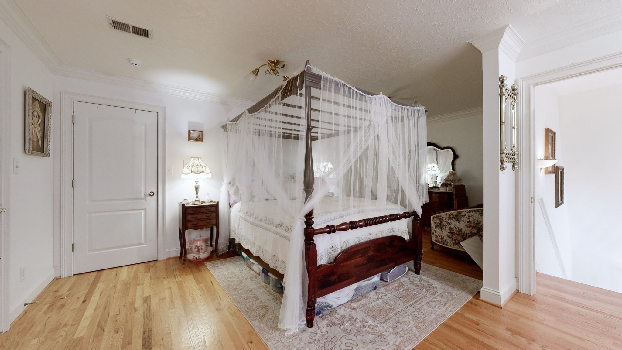 Image 33 of 100 For 5251 180th Avenue Road