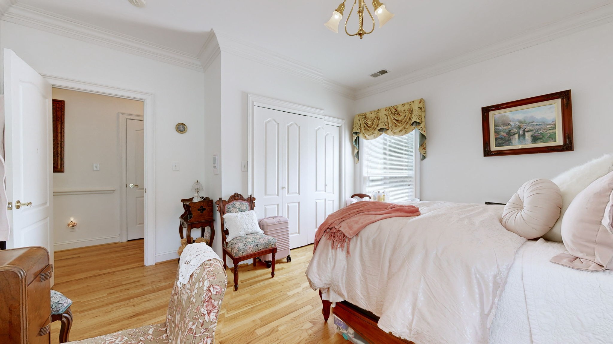 Image 37 of 100 For 5251 180th Avenue Road