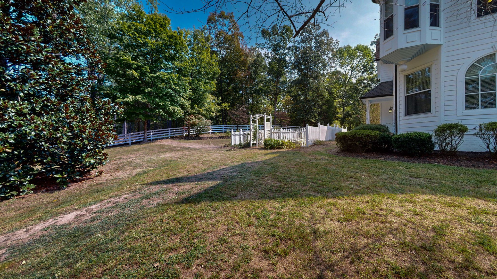 Image 42 of 100 For 5251 180th Avenue Road