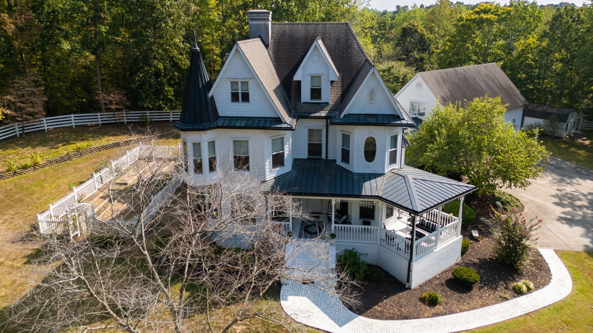 Image 47 of 100 For 5251 180th Avenue Road