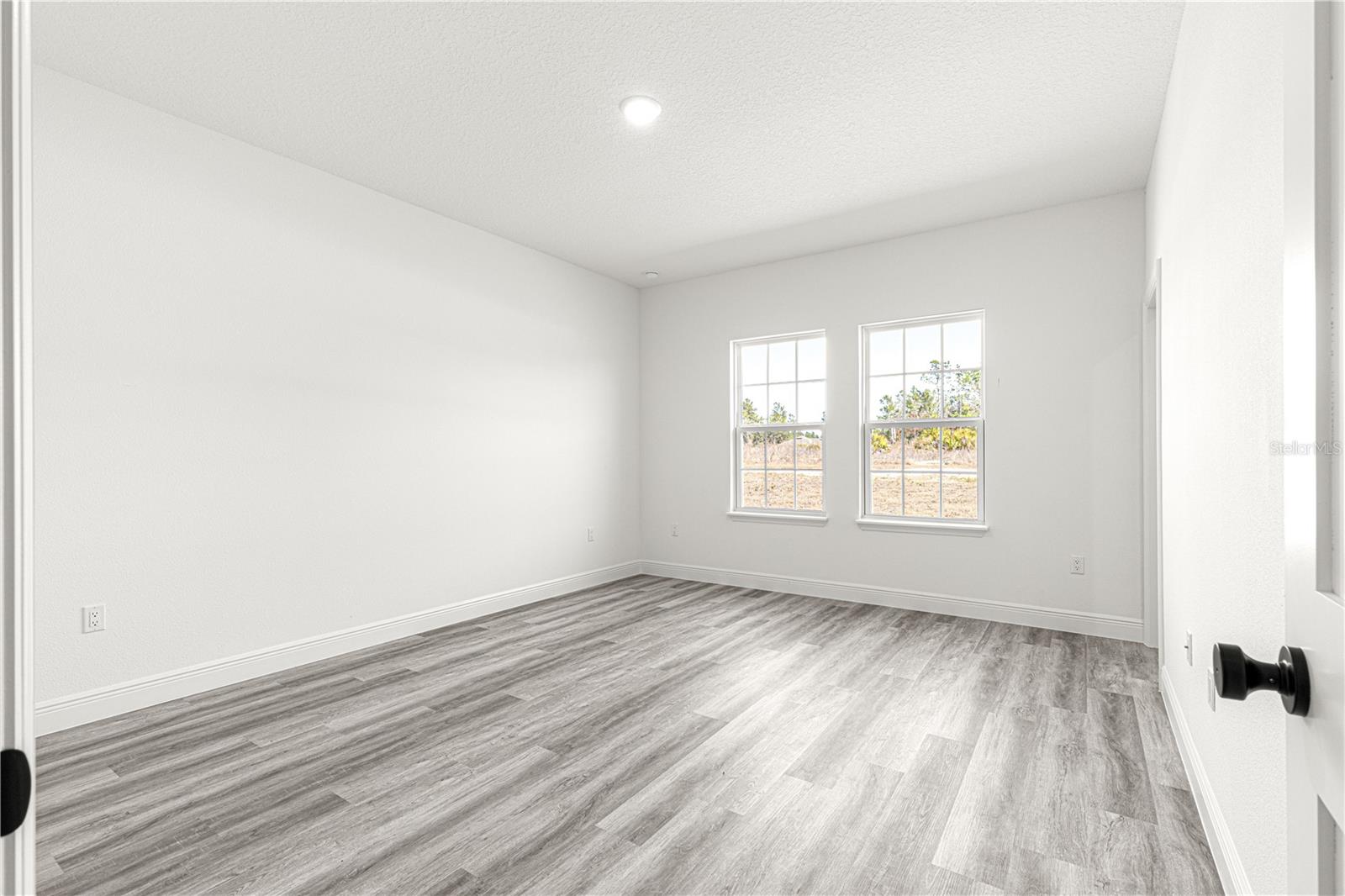 Image 13 of 35 For 15413 65th Terrace Road