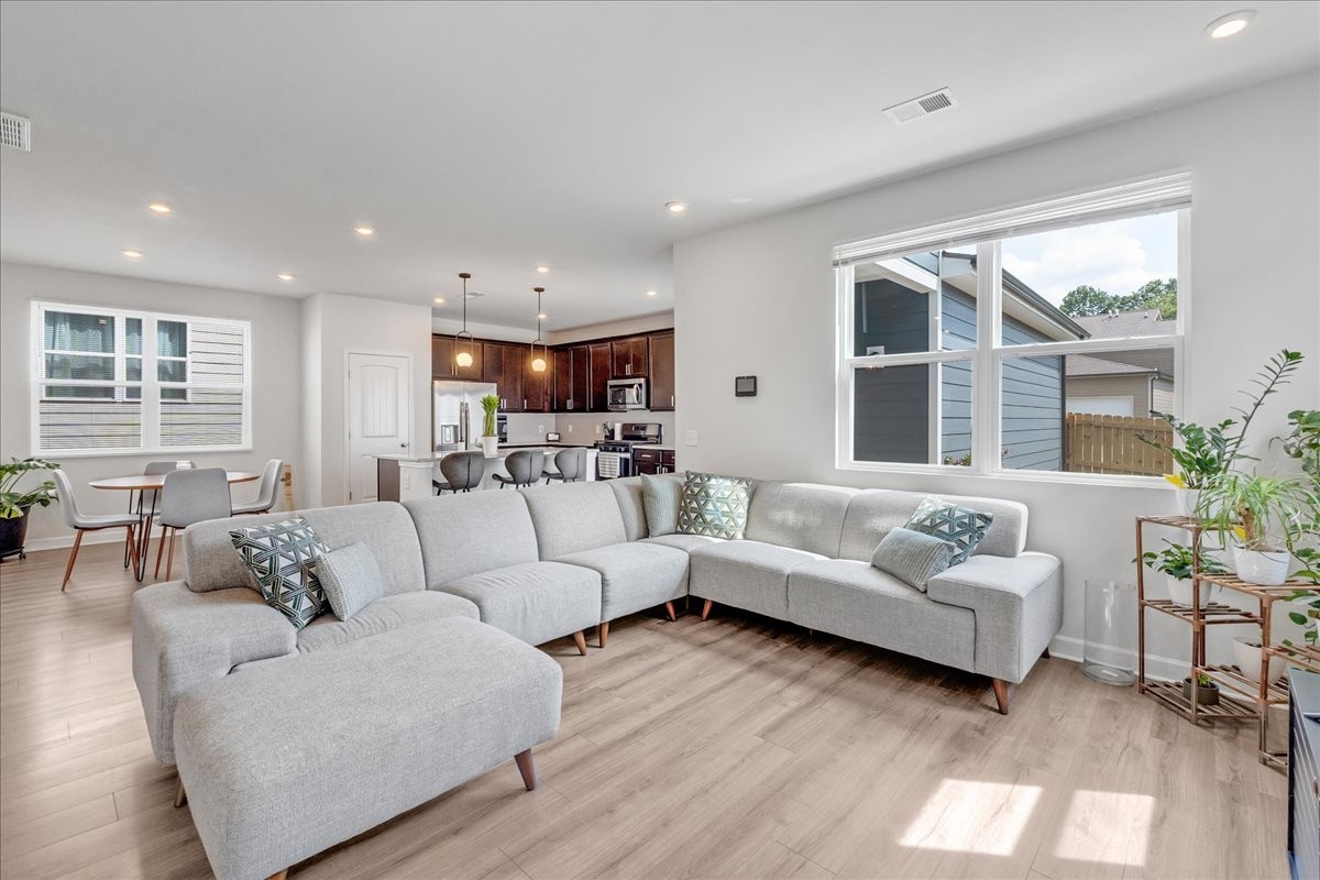 Image 15 of 22 For 5960 42nd Avenue