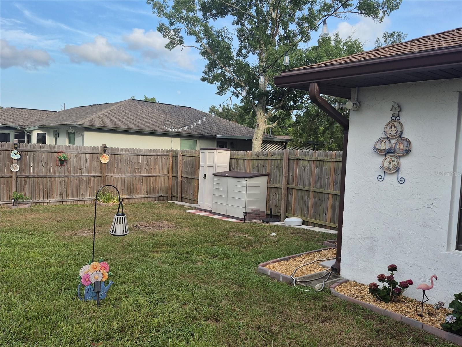 Image 12 of 54 For 21511 Plantation Street Sw