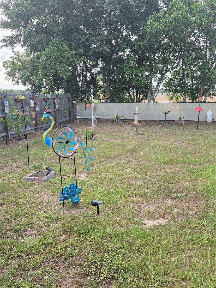 Image 15 of 54 For 21511 Plantation Street Sw