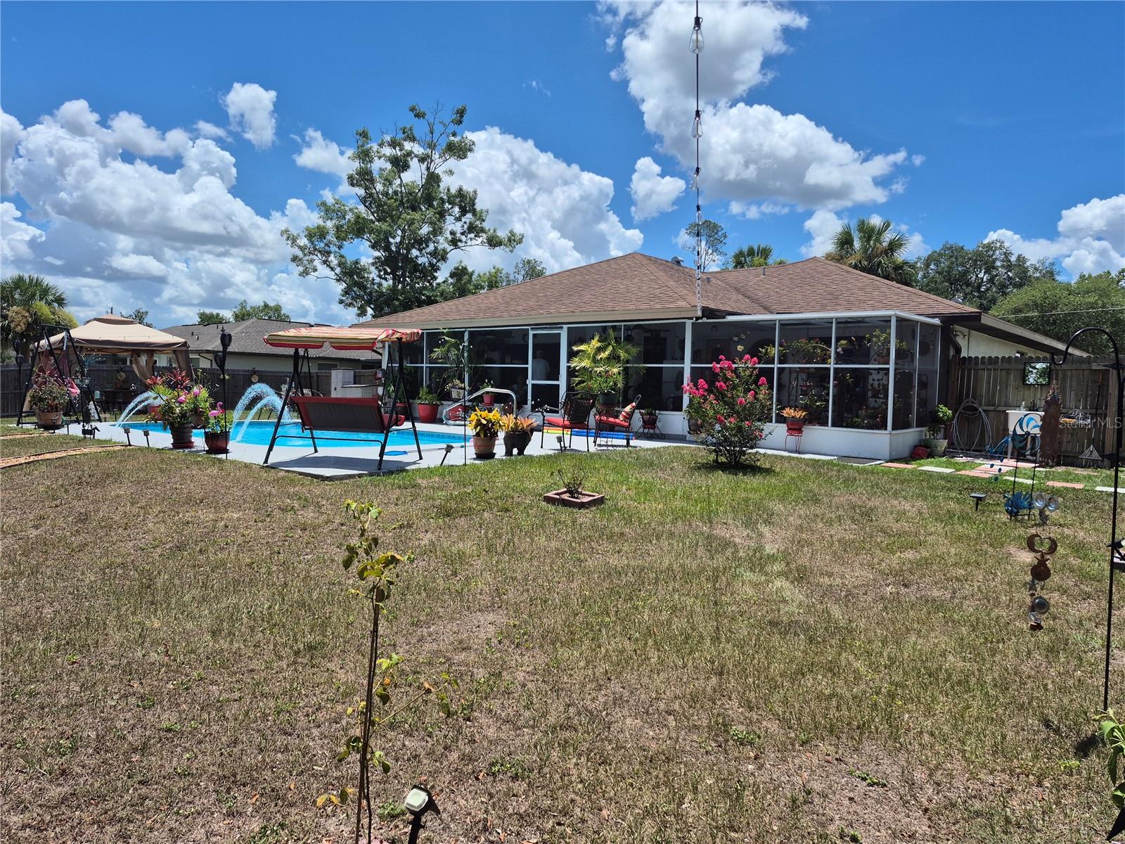 Image 44 of 54 For 21511 Plantation Street Sw