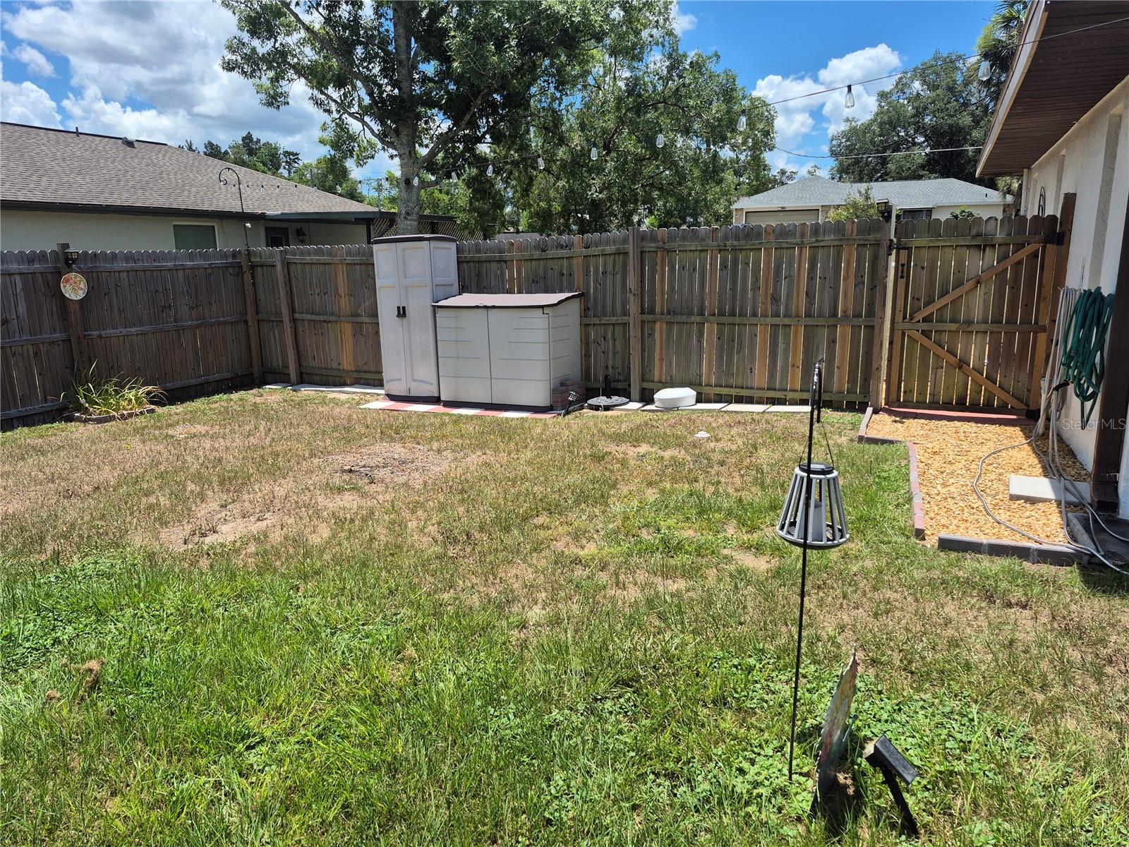Image 48 of 54 For 21511 Plantation Street Sw