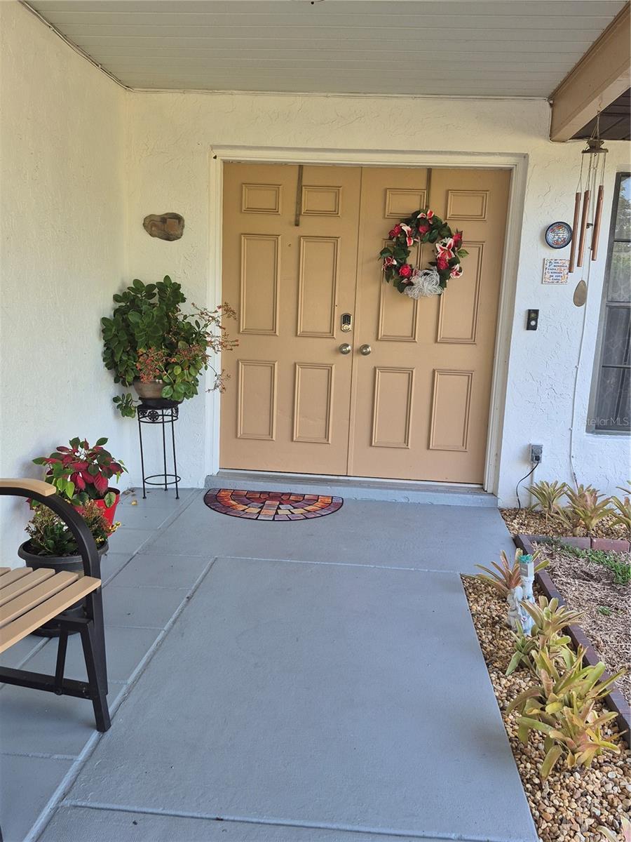 Image 7 of 54 For 21511 Plantation Street Sw