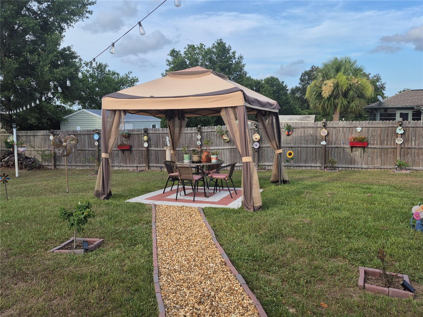 Image 8 of 54 For 21511 Plantation Street Sw