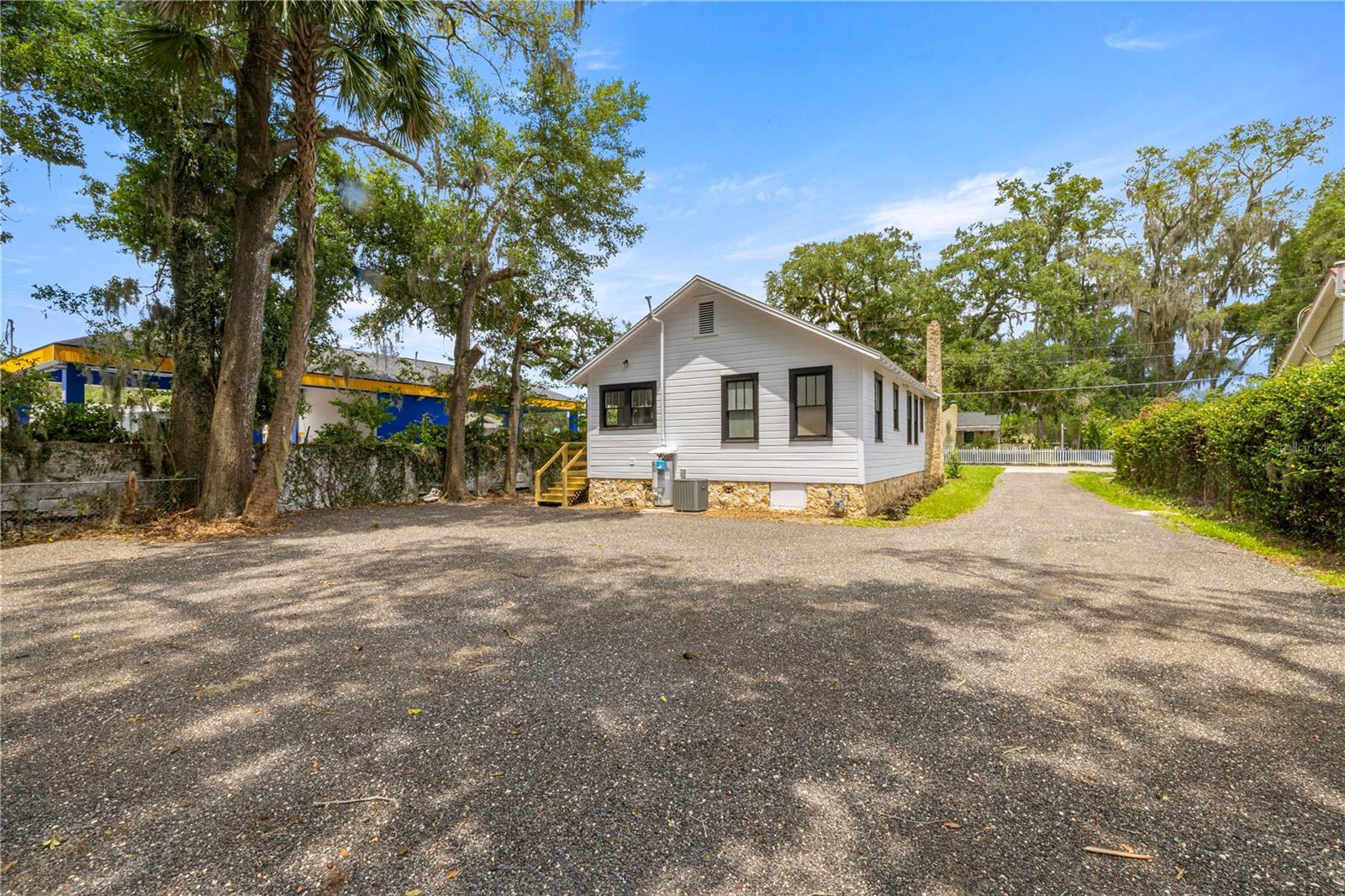 Image 5 of 18 For 18 14th Avenue