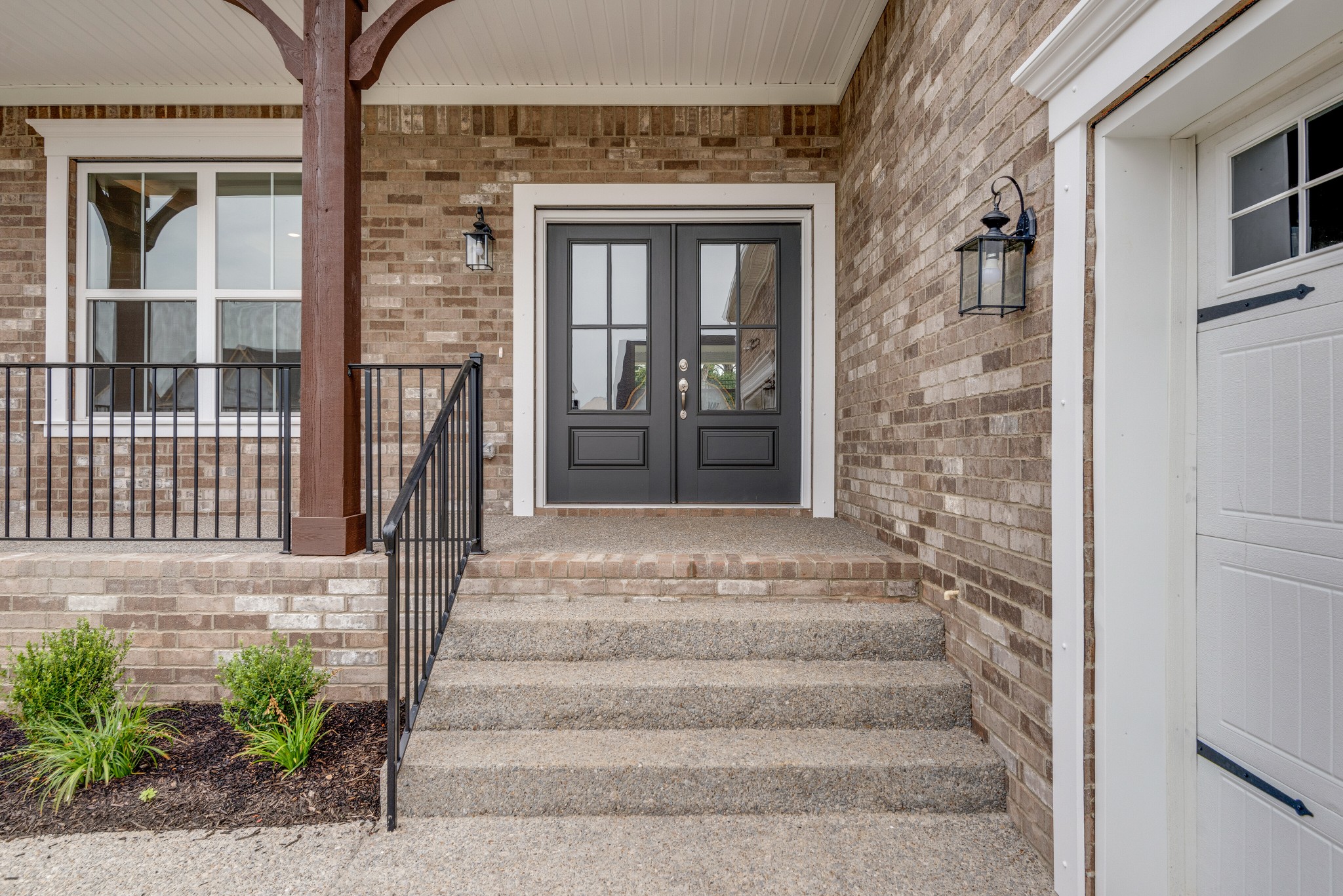 Image 3 of 17 For 4484 56th Place