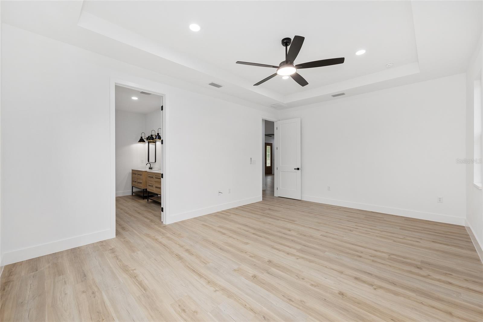 Image 8 of 38 For 12251 67th Lane