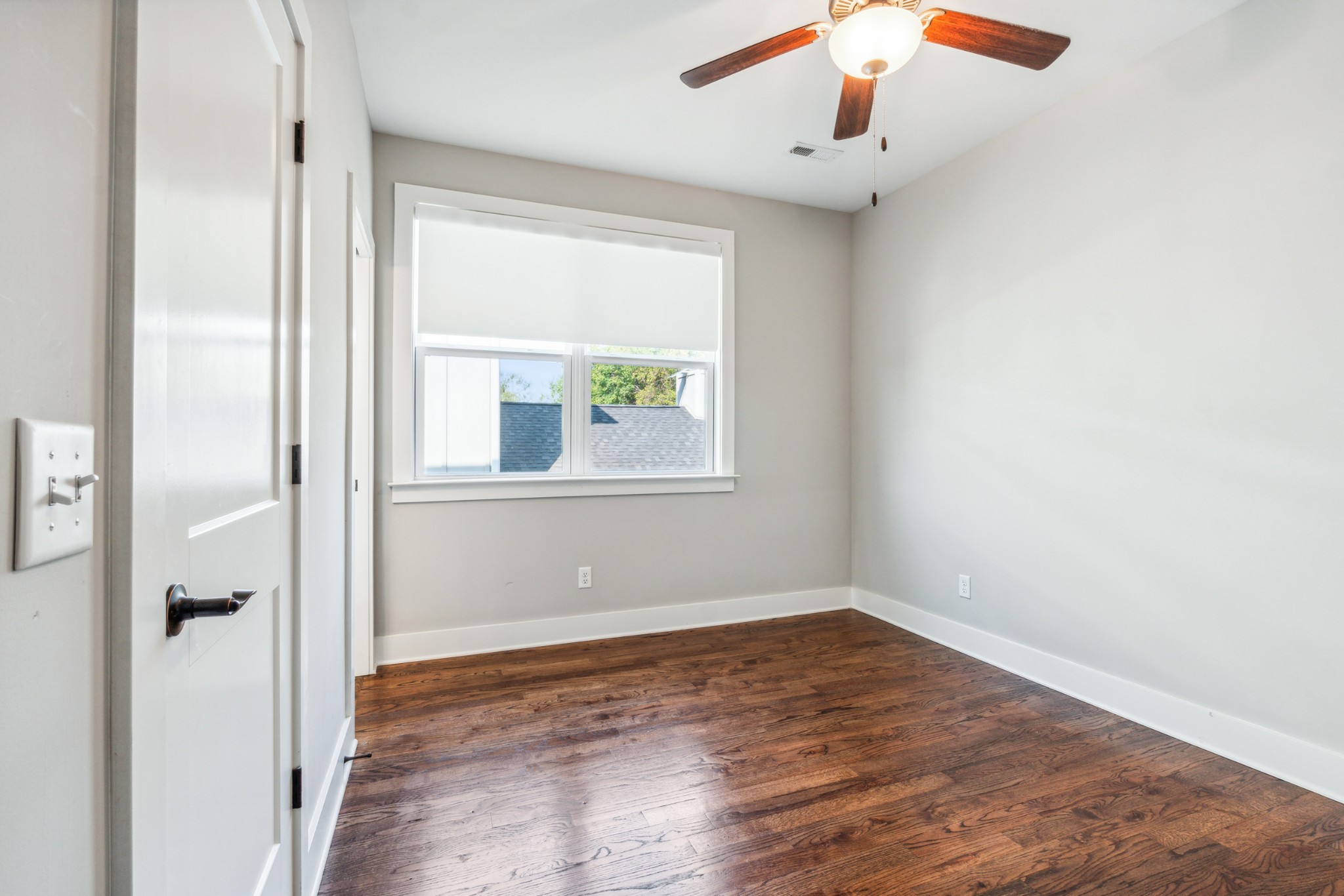 Image 17 of 24 For 9255 90th Court B