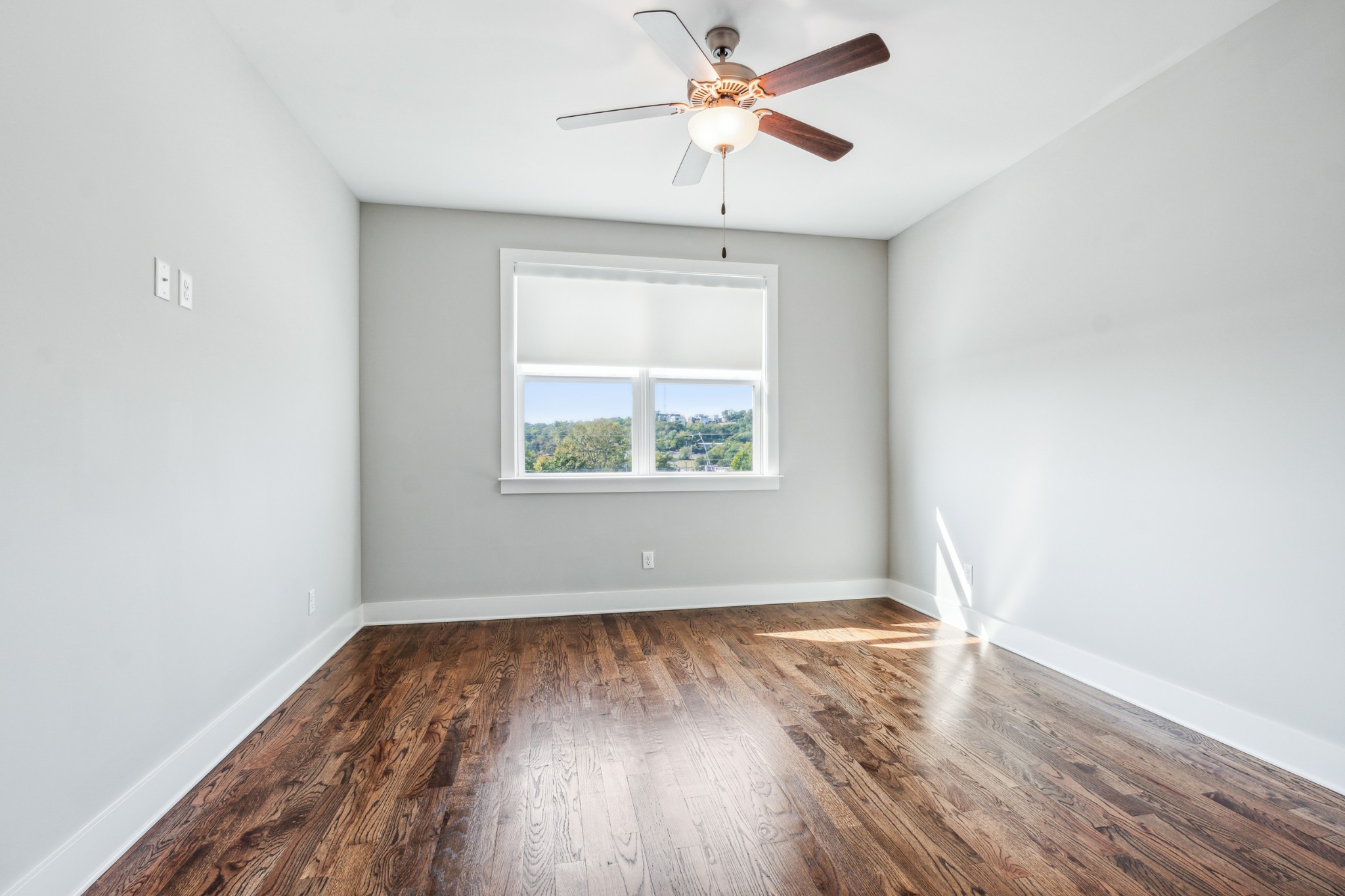 Image 19 of 24 For 9255 90th Court B