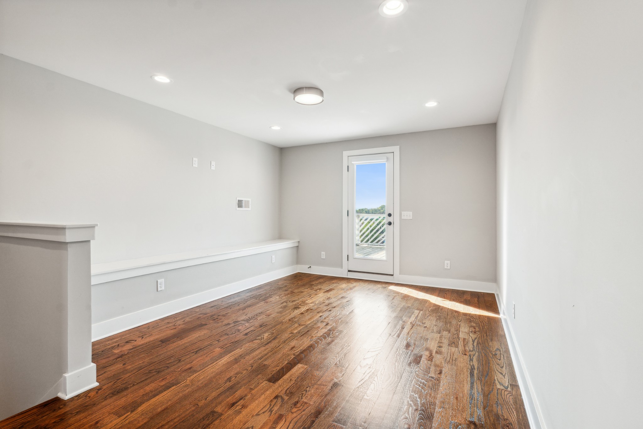 Image 21 of 24 For 9255 90th Court B