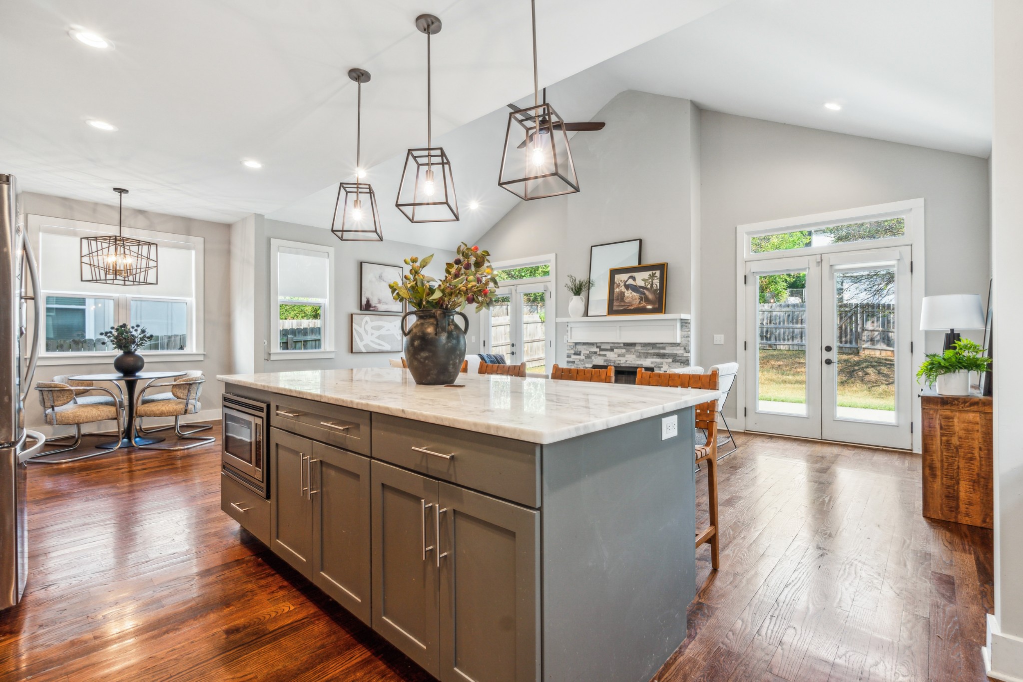 Image 5 of 24 For 9255 90th Court B
