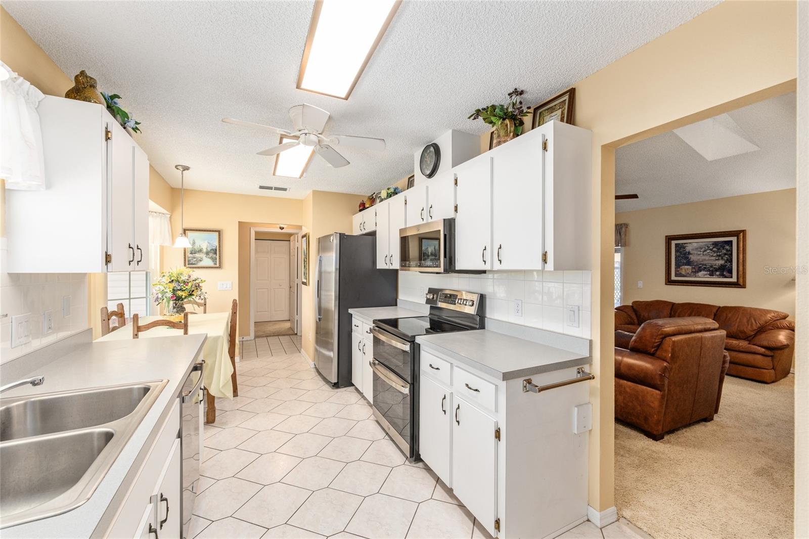 Image 16 of 43 For 8554 63rd Court