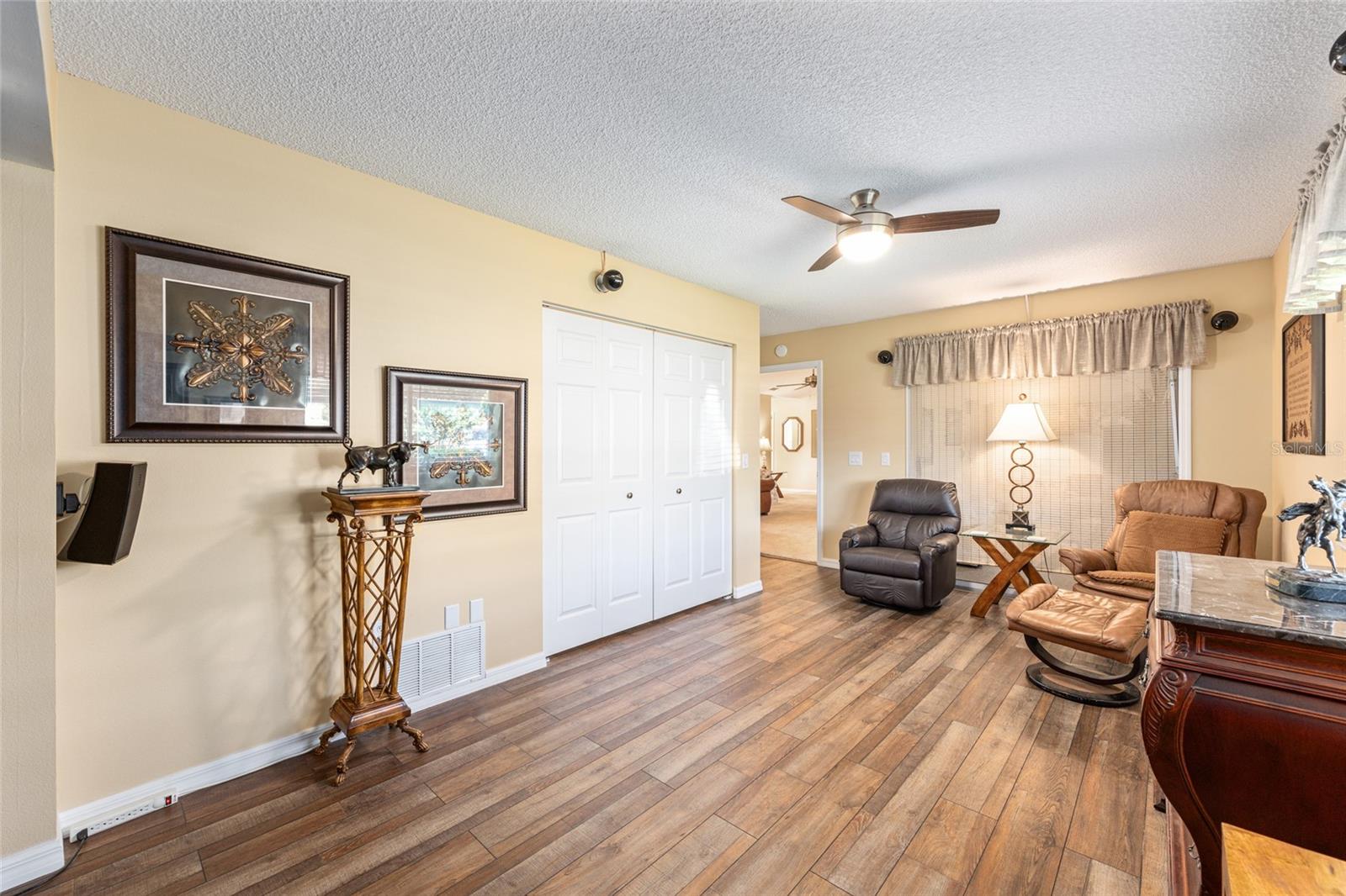 Image 32 of 43 For 8554 63rd Court