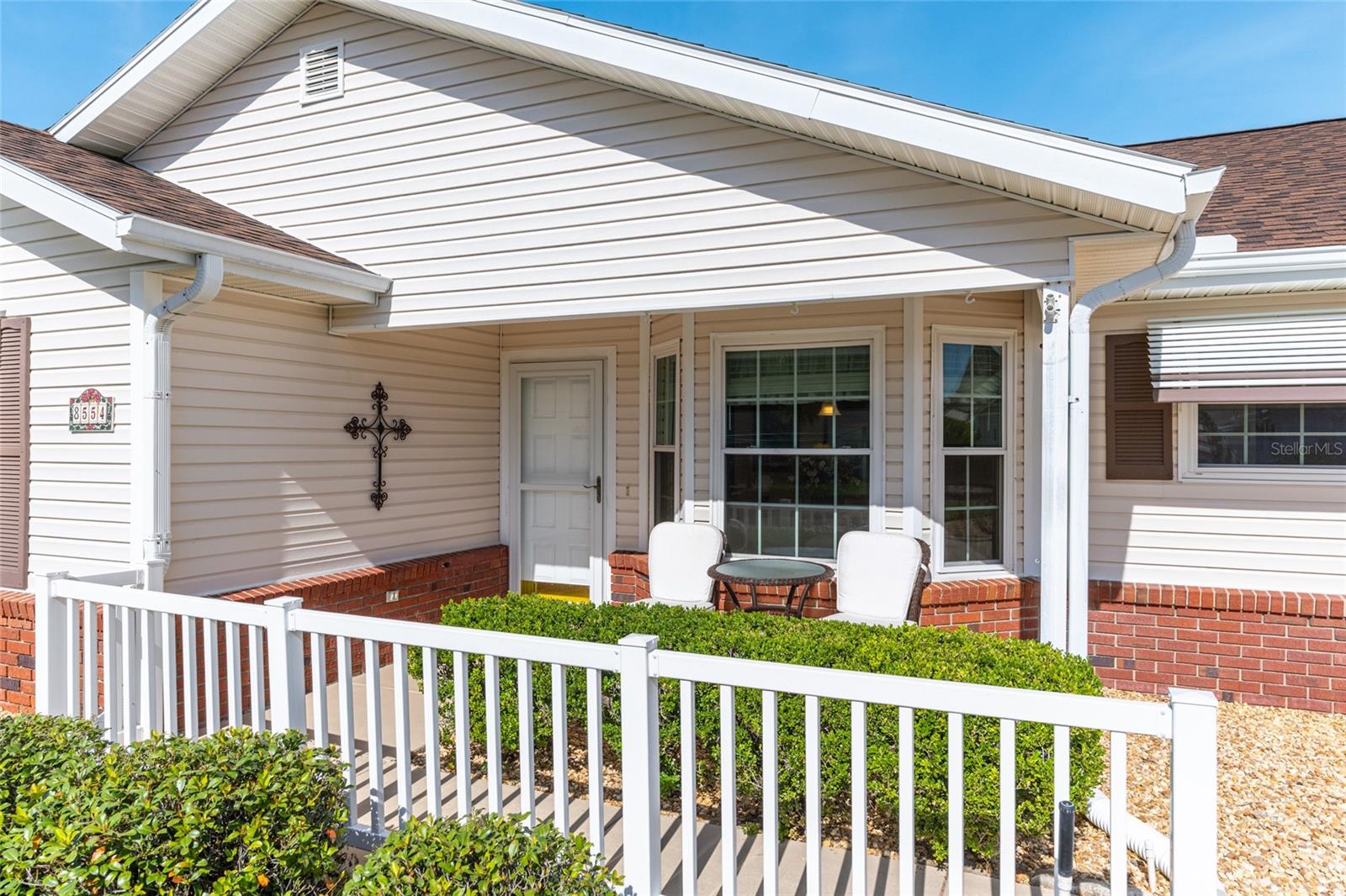 Image 6 of 43 For 8554 63rd Court