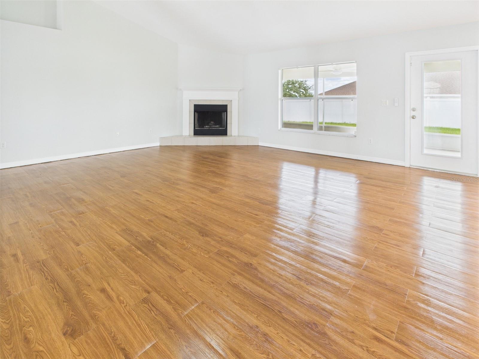 Image 10 of 38 For 9875 55th Court