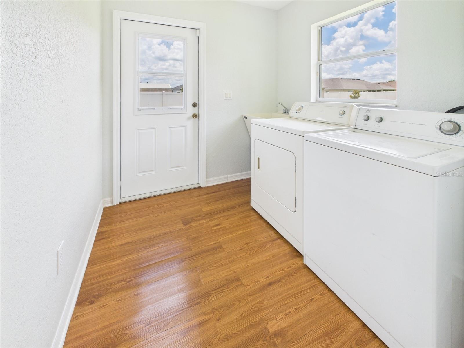 Image 18 of 38 For 9875 55th Court