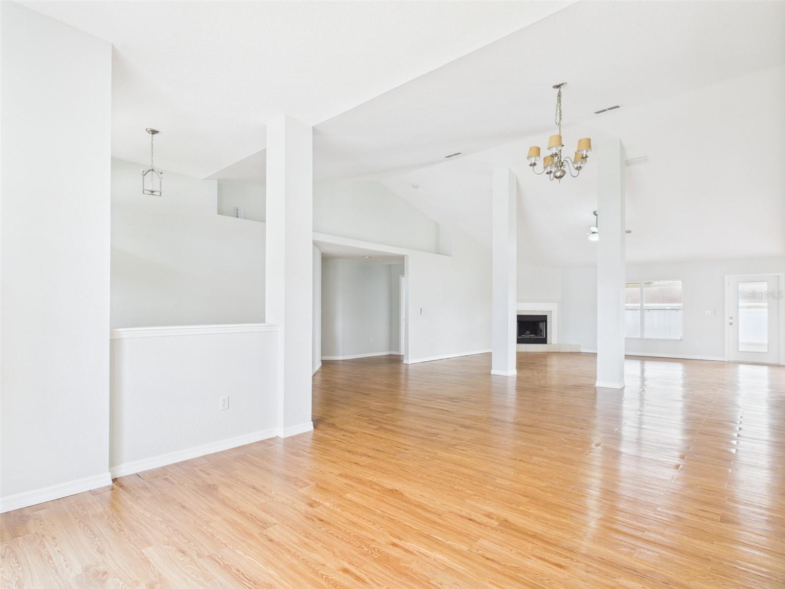 Image 8 of 38 For 9875 55th Court