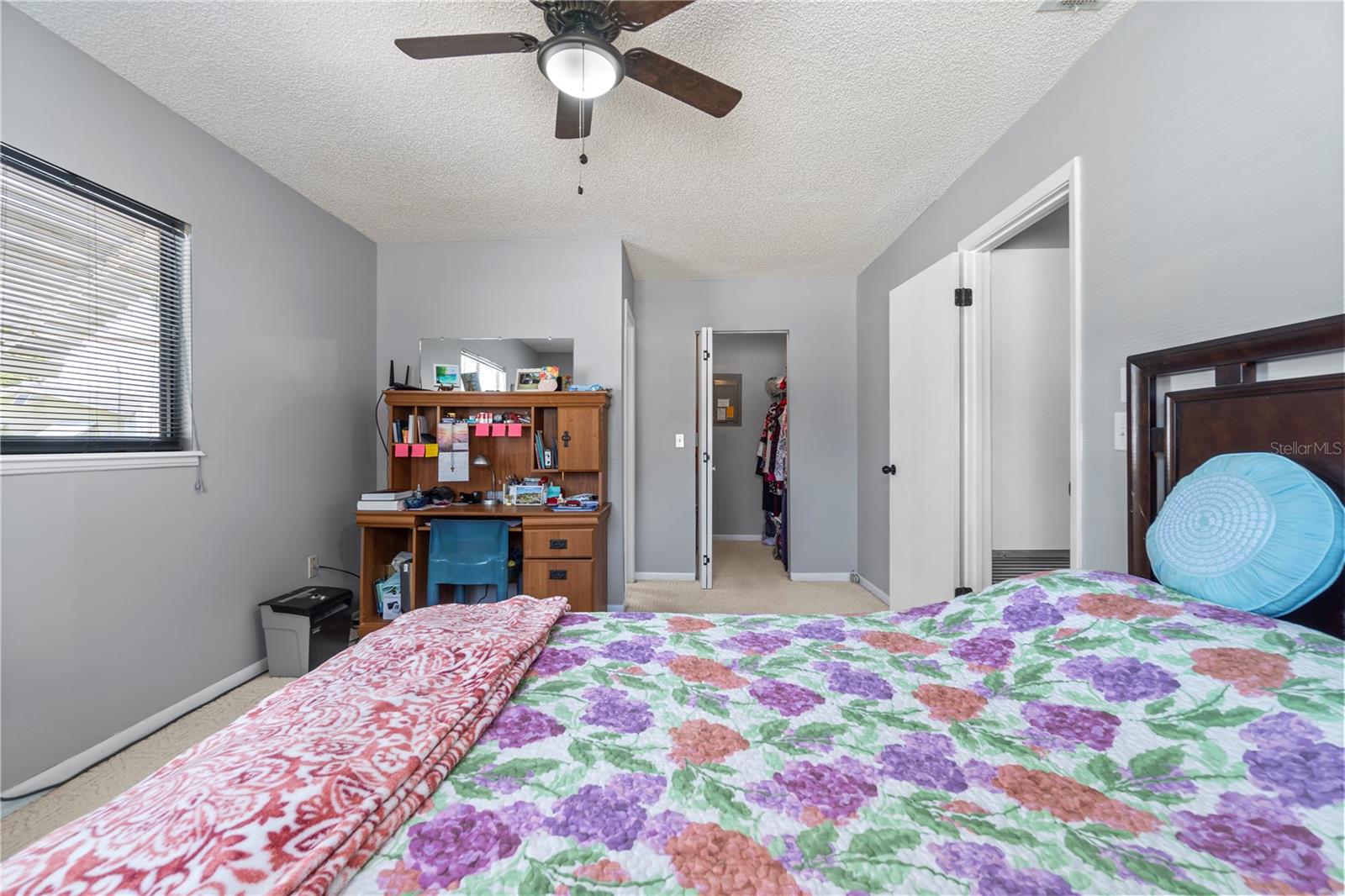 Image 13 of 31 For 10210 93rd Avenue