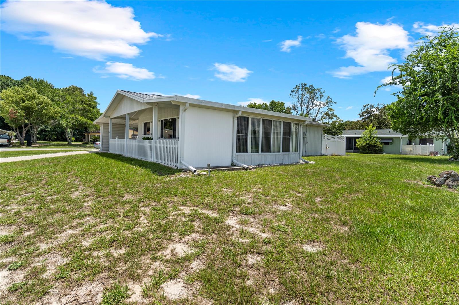Image 2 of 31 For 10210 93rd Avenue