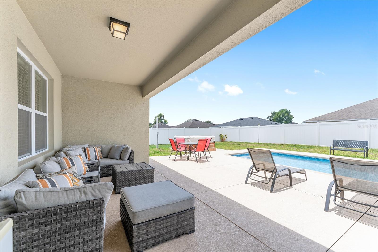 Image 11 of 77 For 6646 64th Avenue
