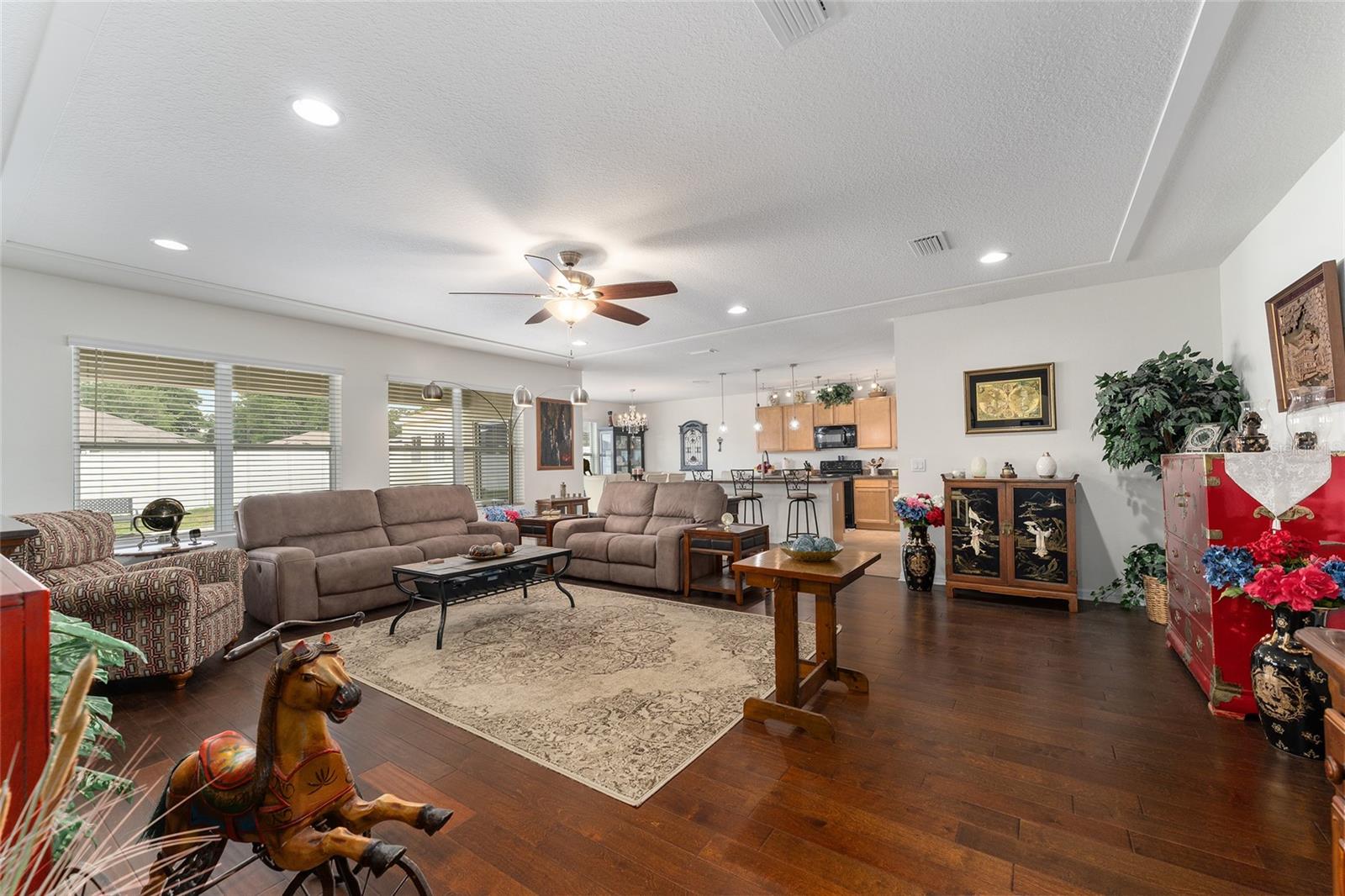 Image 30 of 77 For 6646 64th Avenue