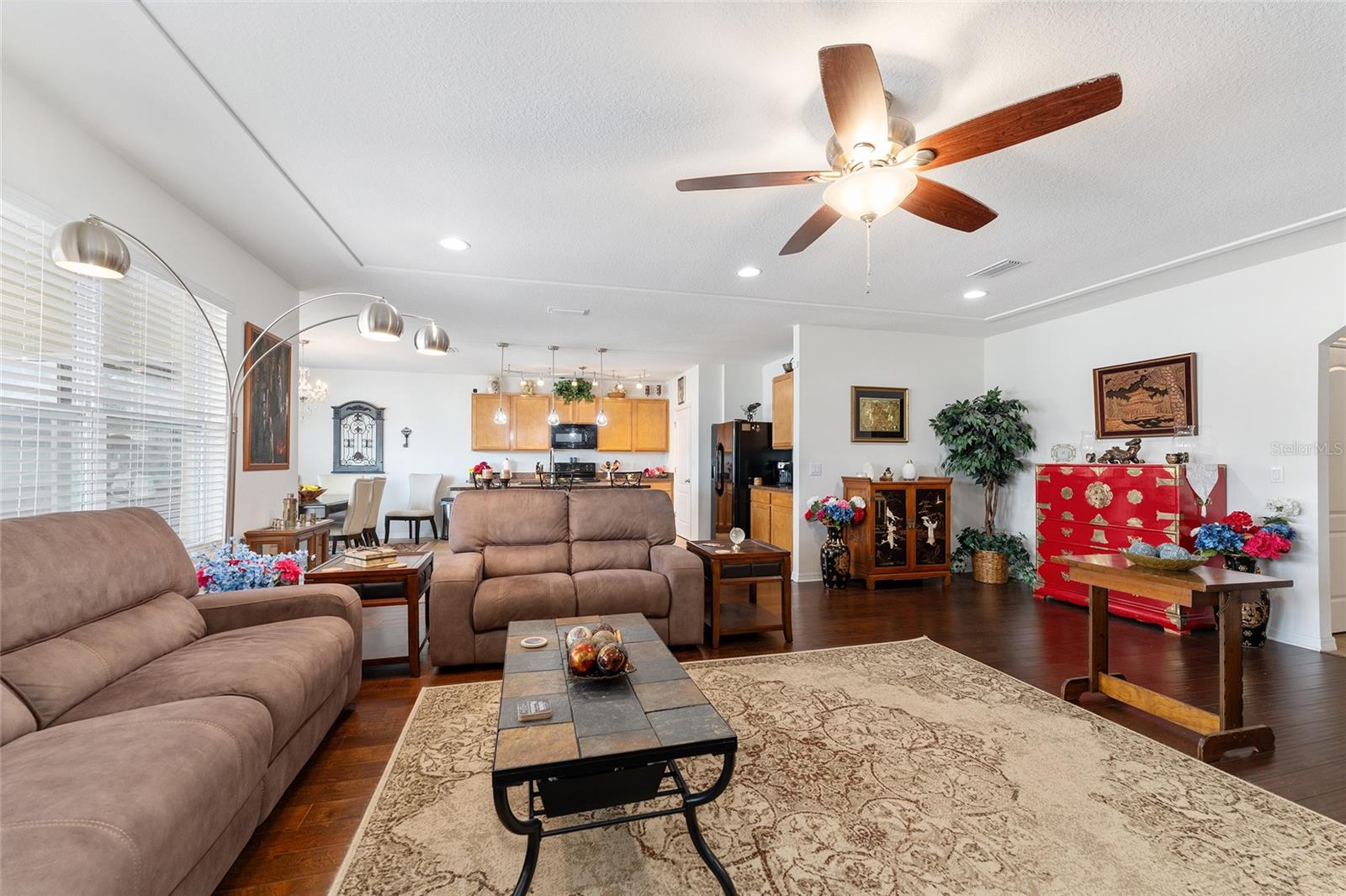 Image 33 of 77 For 6646 64th Avenue
