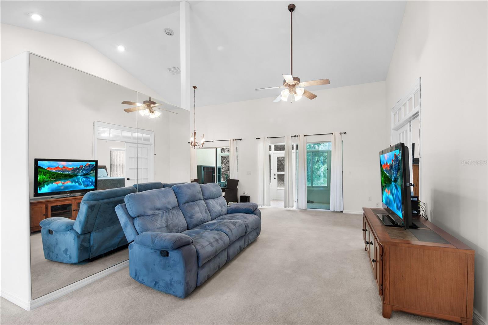 Image 28 of 49 For 11645 Mallard Court