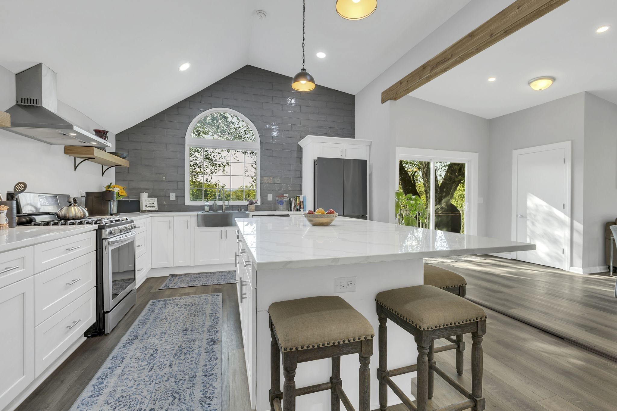 Image 12 of 23 For 11172 G Martinelli Boulevard