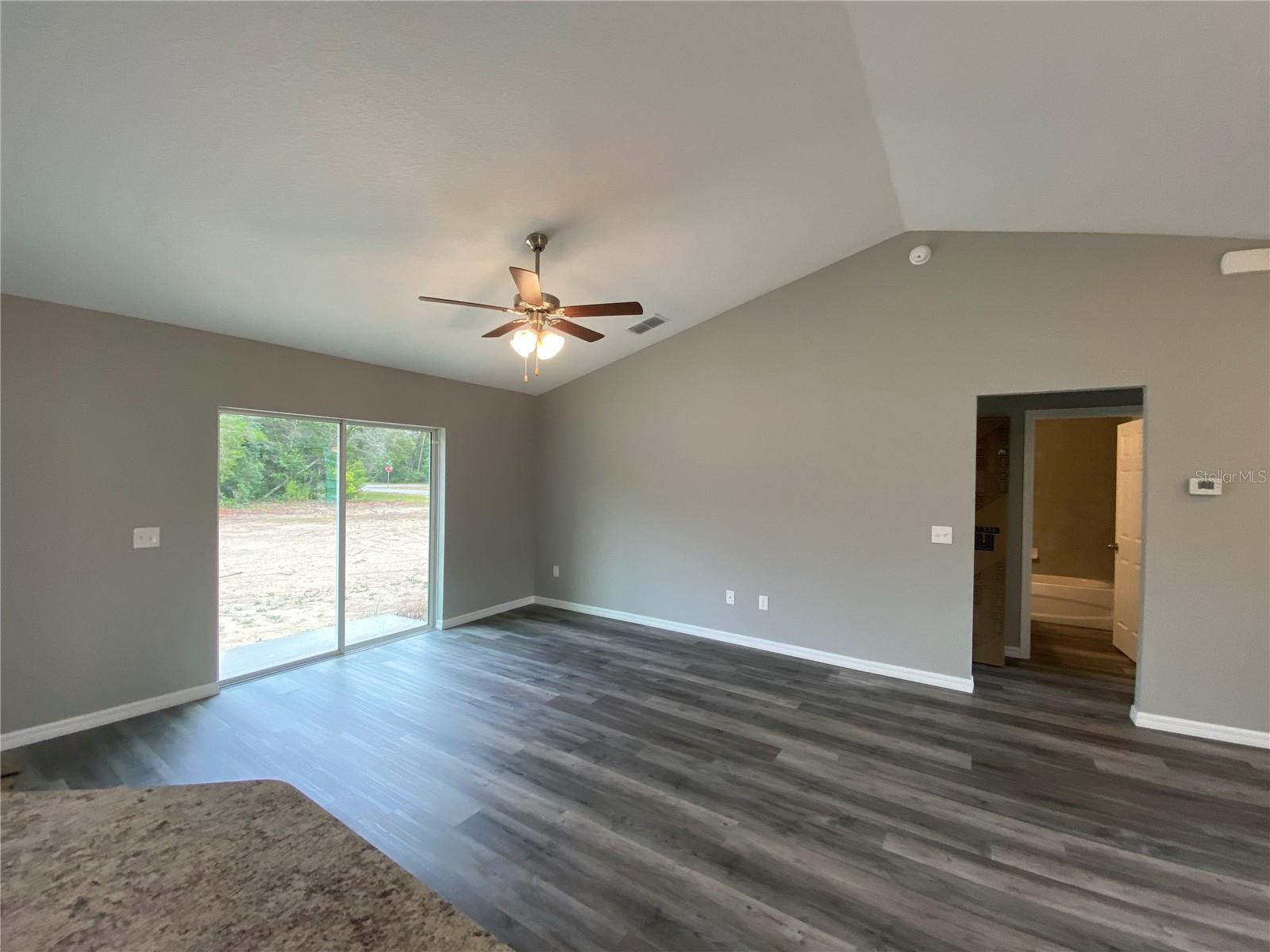 Image 12 of 24 For 525 Marion Oaks Lane