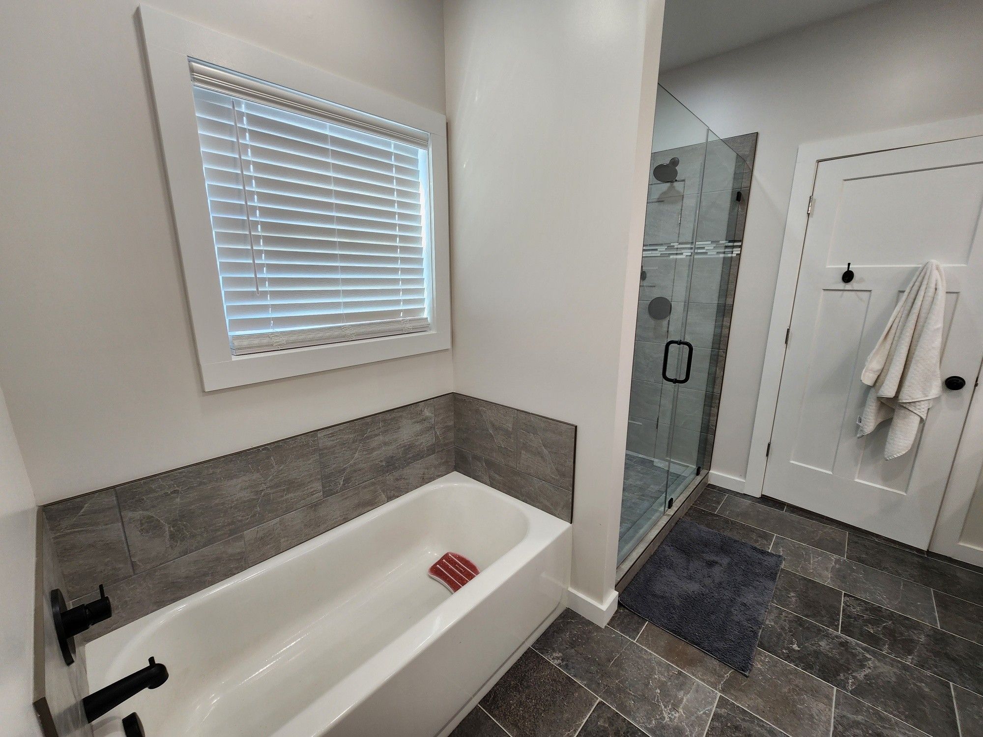 Image 21 of 28 For 4285 54th Street Road