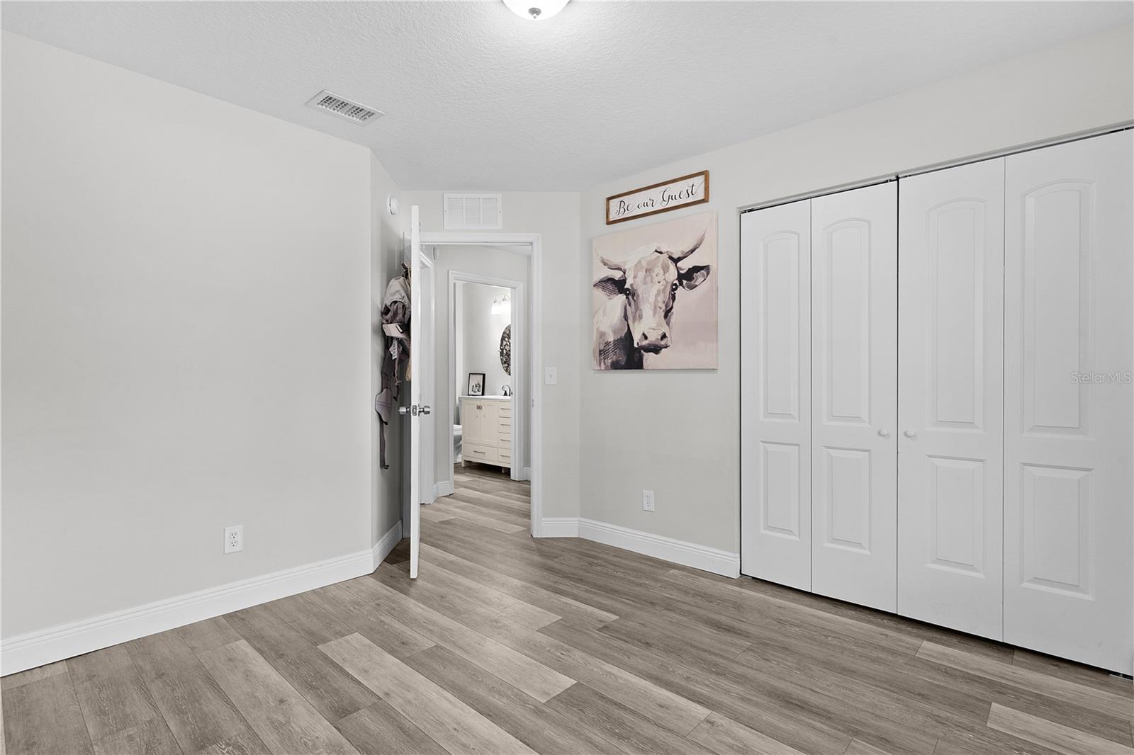 Listing photo id 20 for 18 Banyan Pass