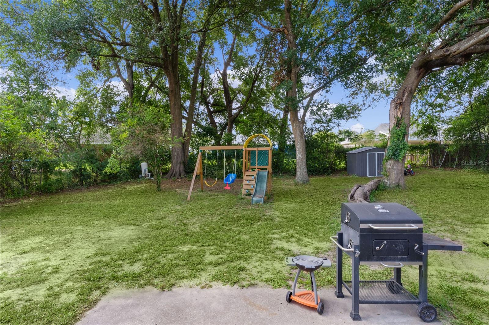 Listing photo id 23 for 18 Banyan Pass