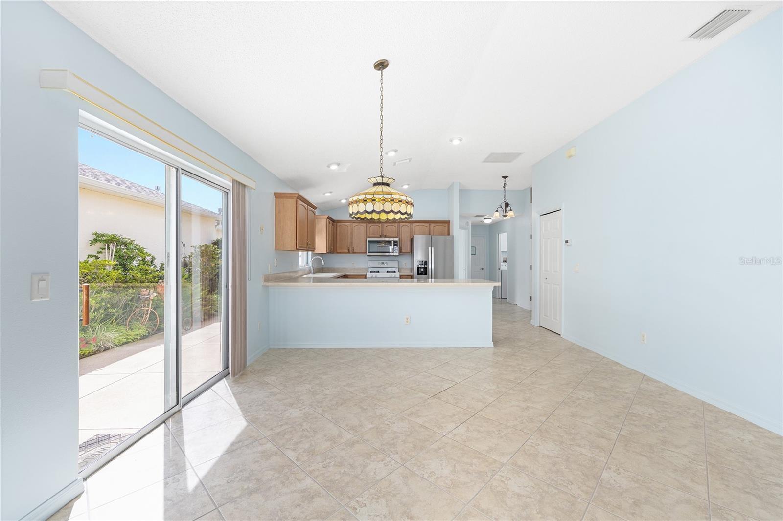Image 13 of 41 For 843 Gaffney Street