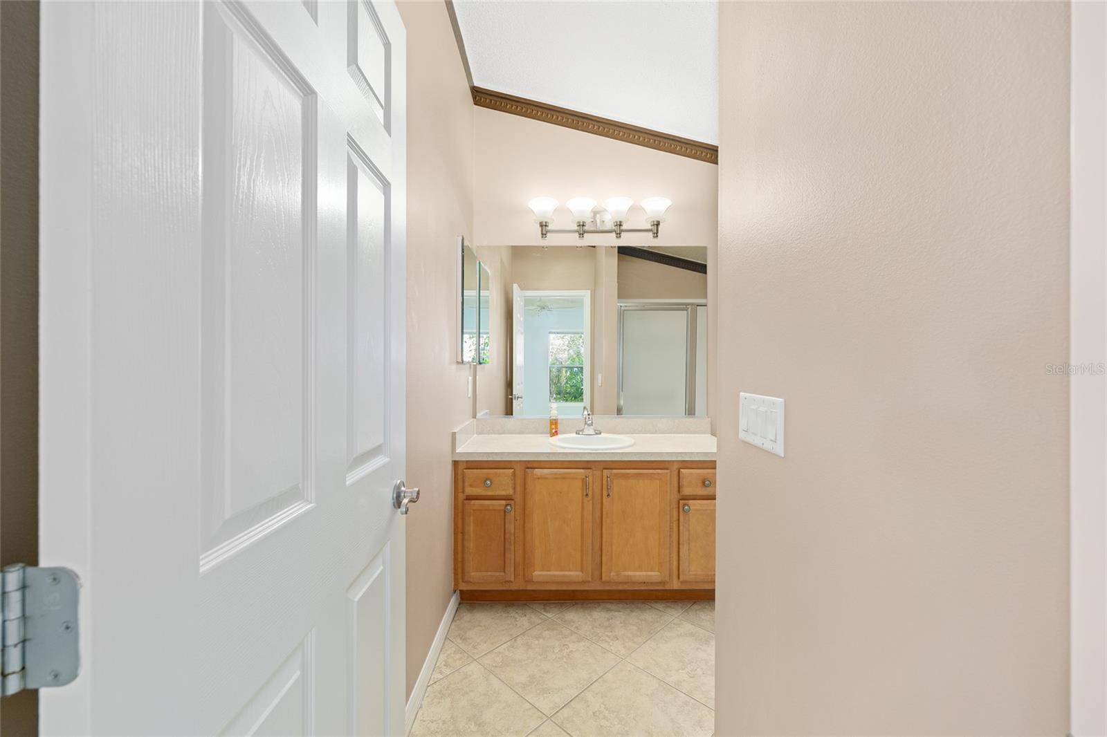 Image 20 of 41 For 843 Gaffney Street