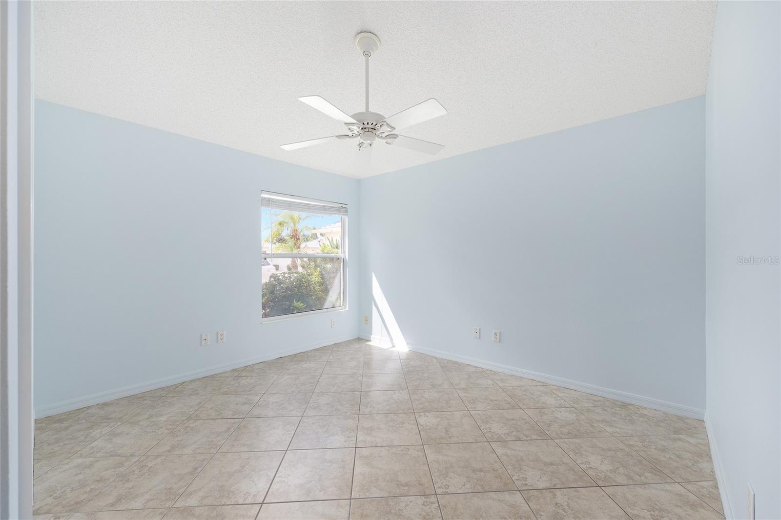 Image 30 of 41 For 843 Gaffney Street
