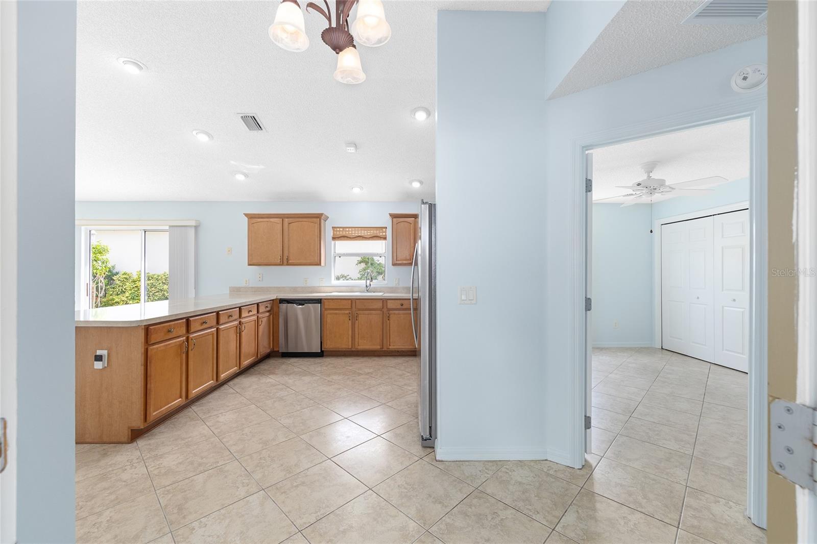 Image 8 of 41 For 843 Gaffney Street