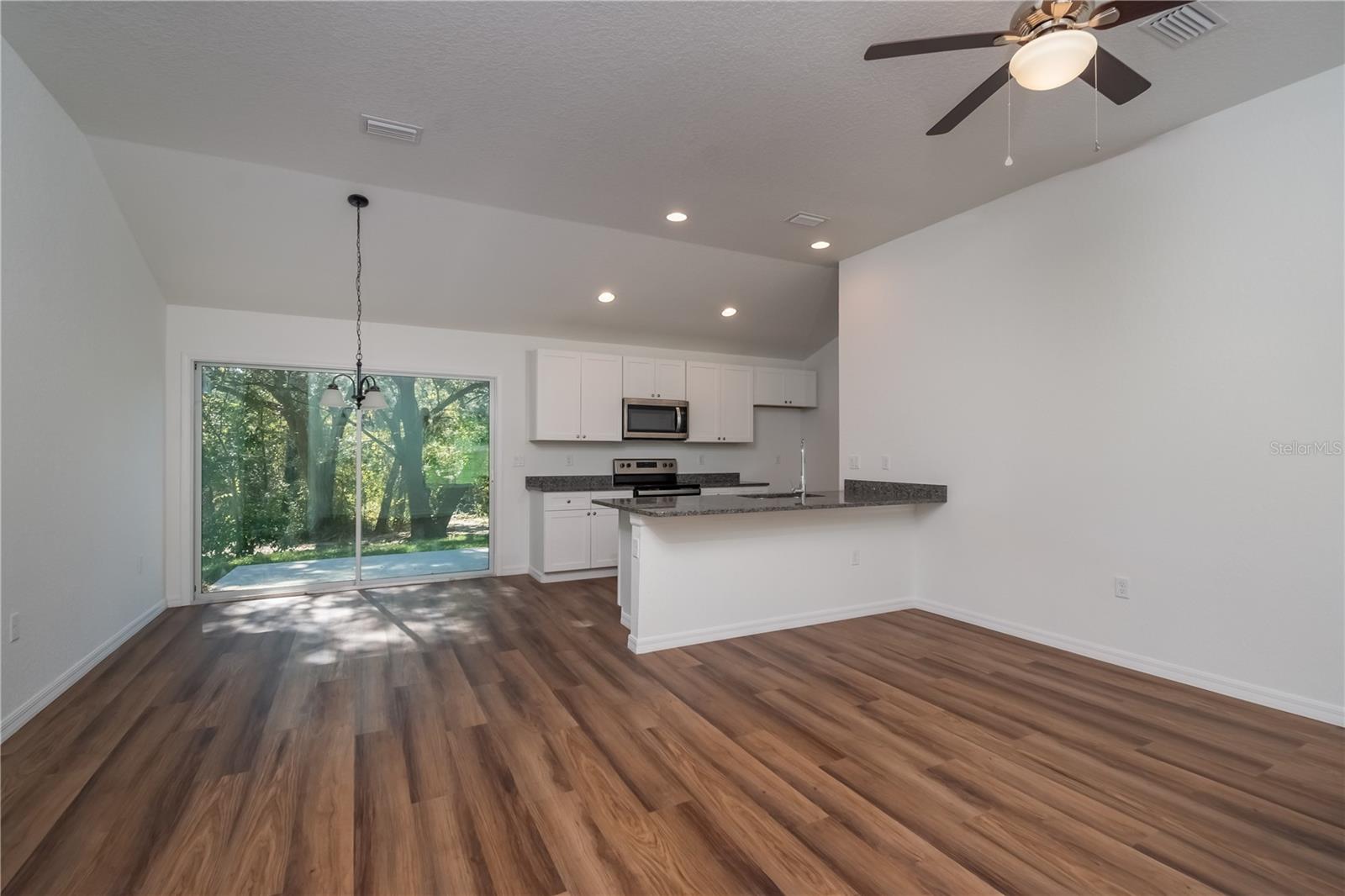 Image 17 of 34 For 17009 60th Street