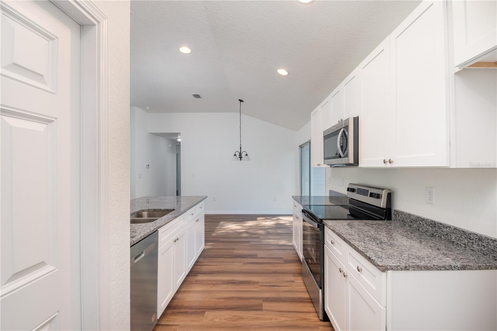 Image 22 of 34 For 17009 60th Street
