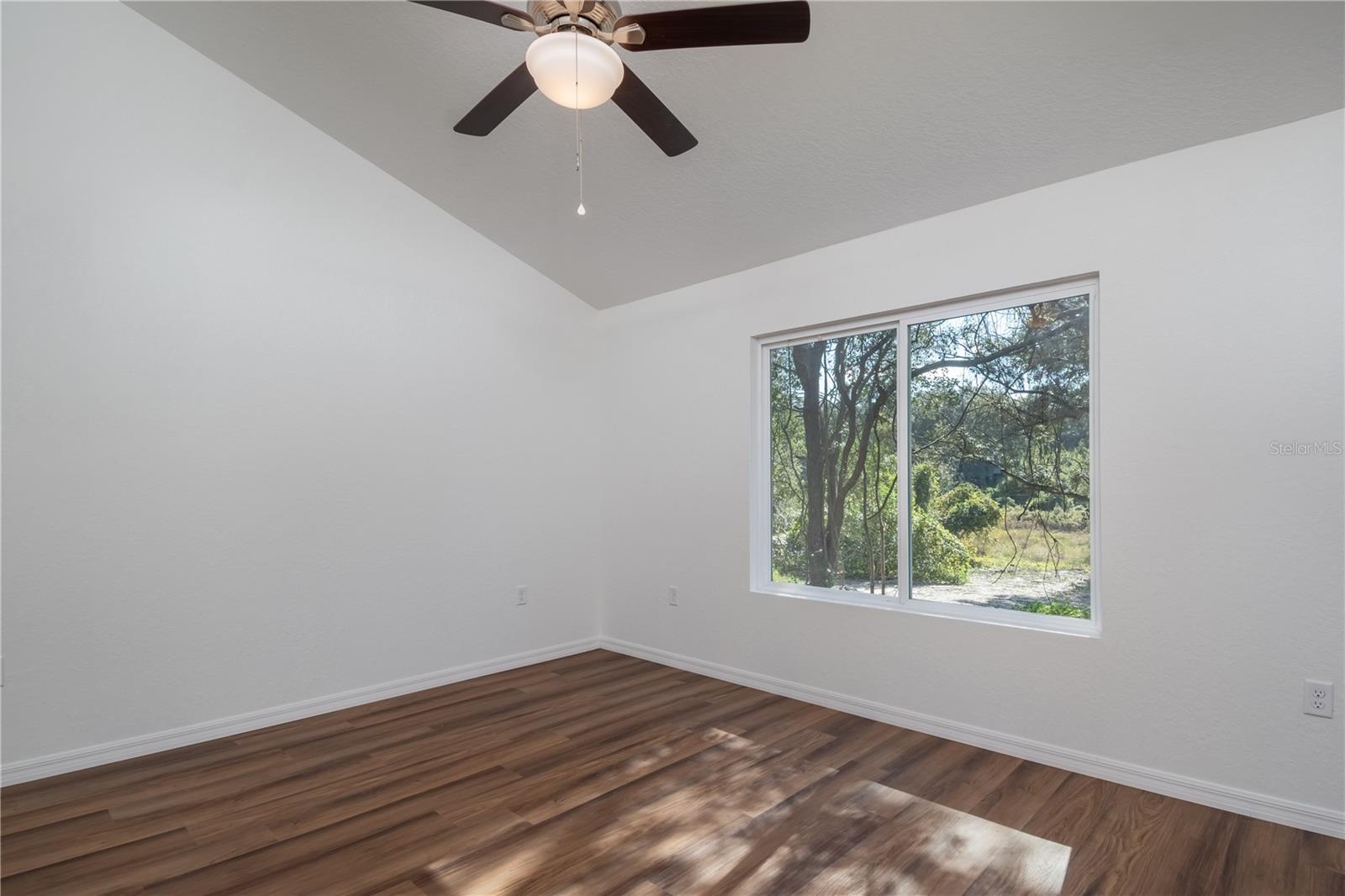 Image 26 of 34 For 17009 60th Street