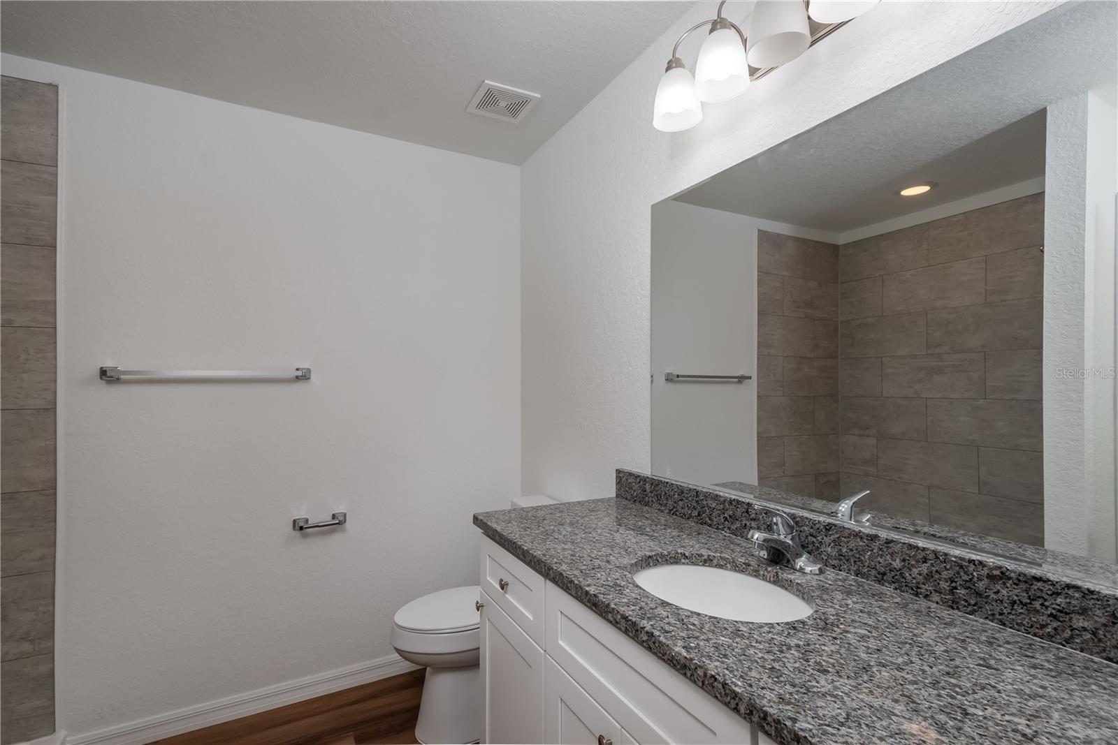 Image 28 of 34 For 17009 60th Street