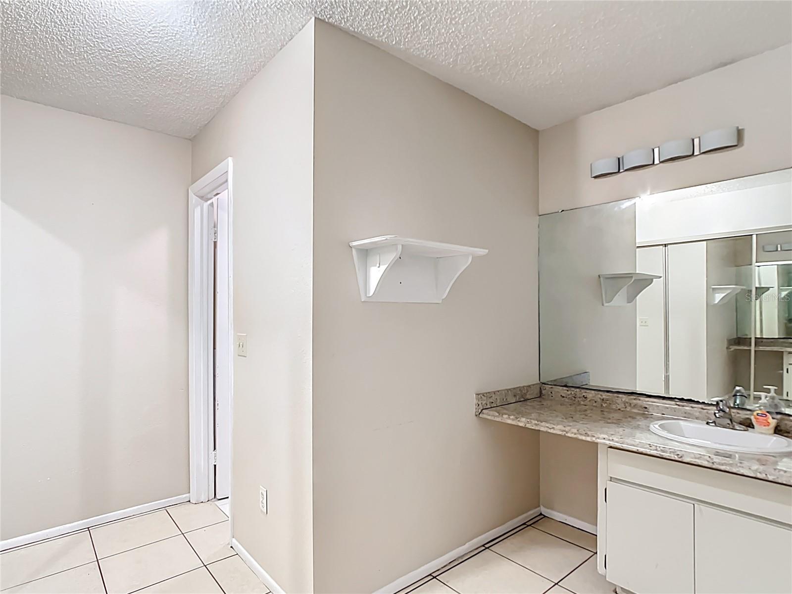Image 26 of 65 For 70 Sapphire Road