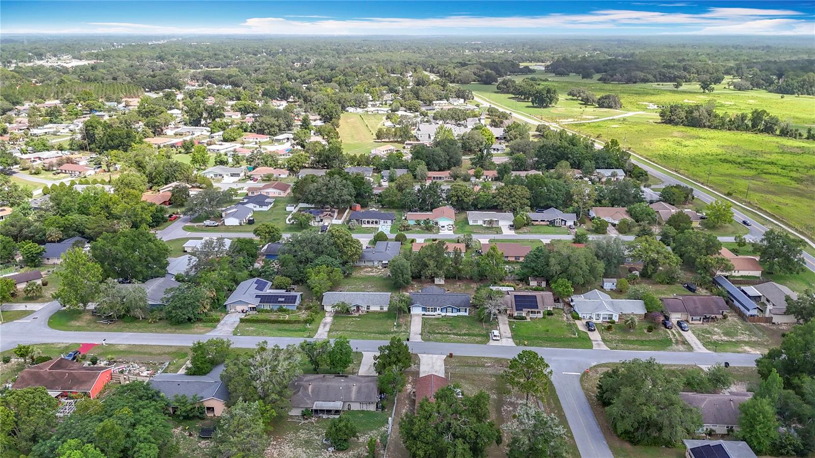 Image 41 of 65 For 70 Sapphire Road