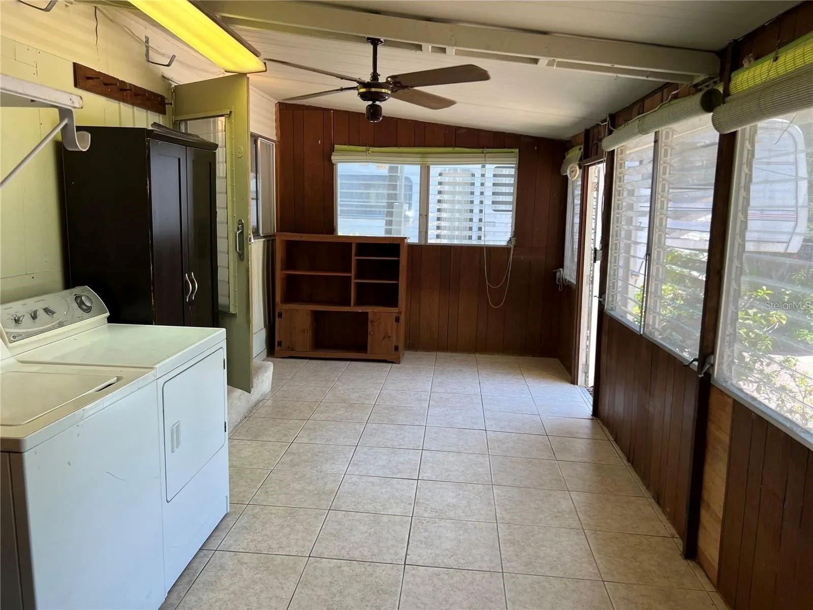 Image 19 of 25 For 8970 Arber Court