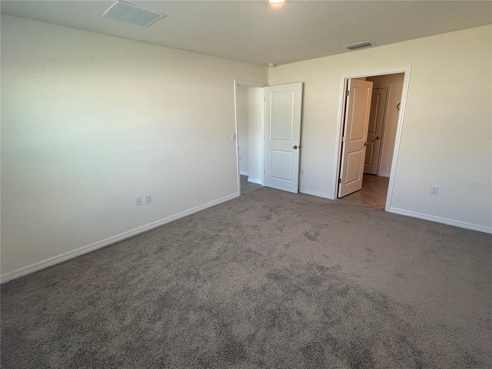 Image 14 of 26 For 13769 70th Avenue