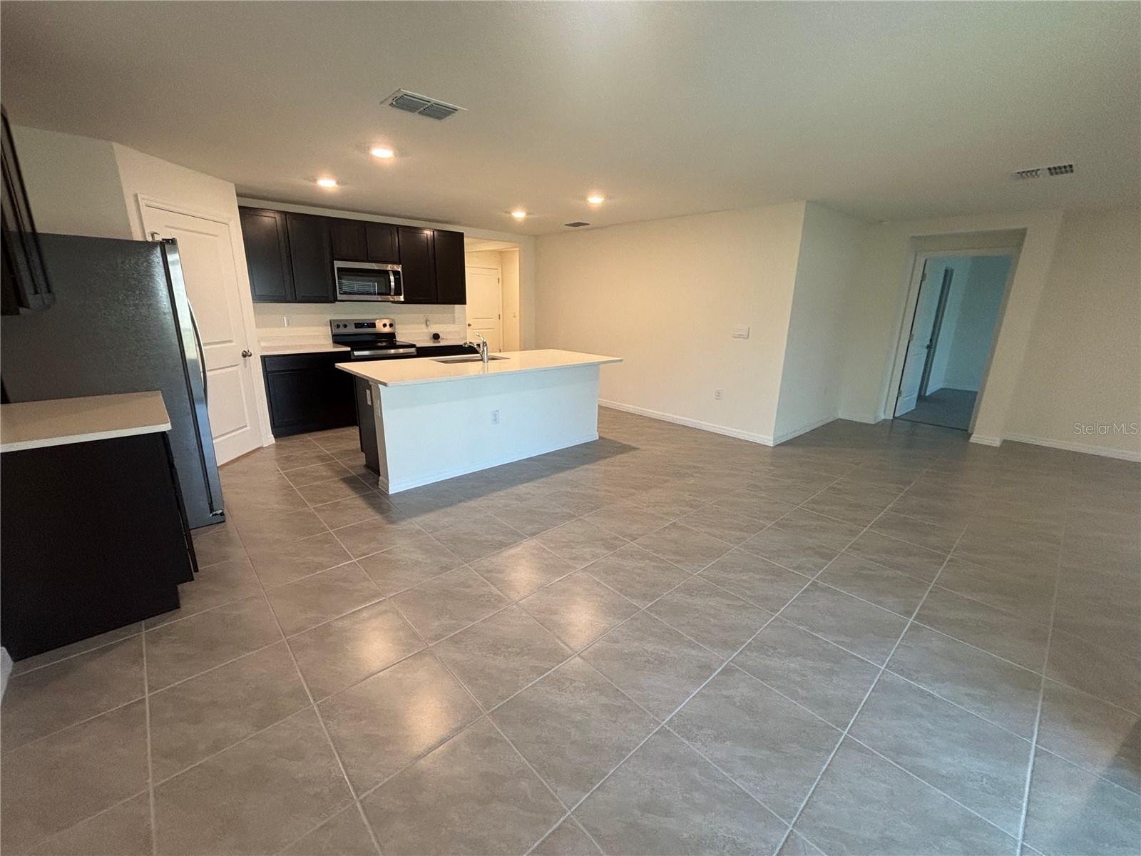 Image 5 of 26 For 13769 70th Avenue