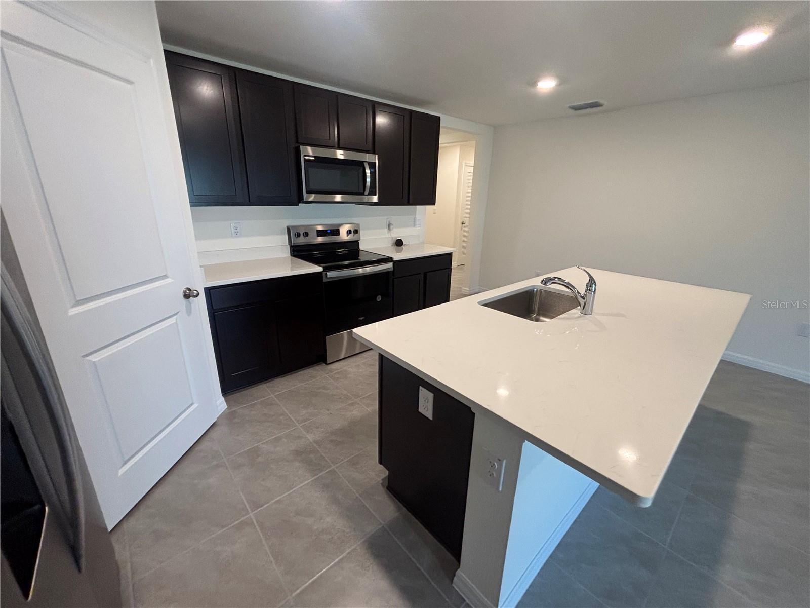 Image 7 of 26 For 13769 70th Avenue